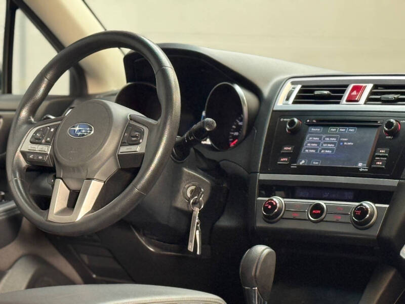 2015 Subaru Legacy 2.5i