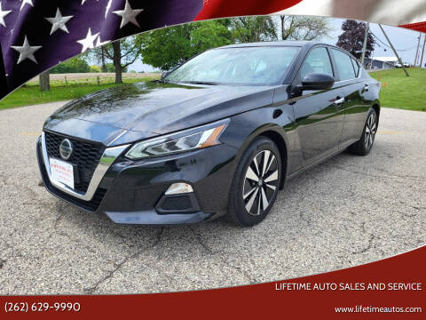 2021 Nissan Altima for sale at Lifetime Auto Sales and Service in West Bend WI