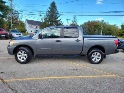 2013 Nissan Titan SV