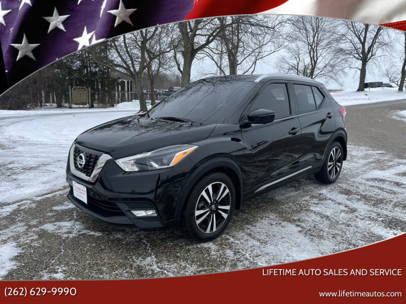 2018 Nissan Kicks SR's photo