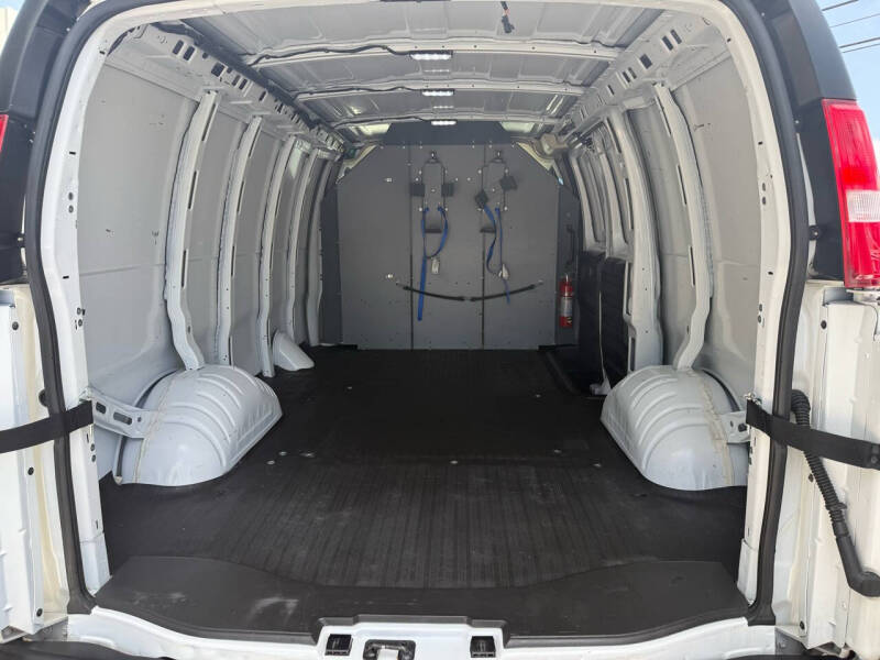 2019 Chevrolet Express 2500