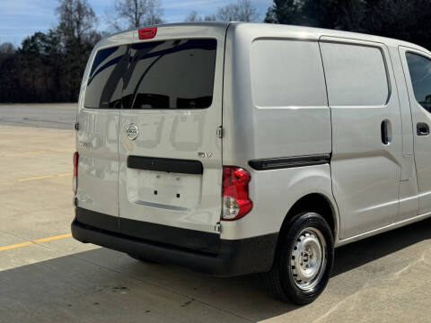 2013 Nissan NV200 SV