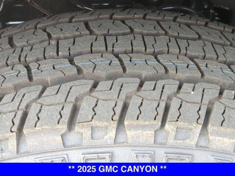 2025 GMC Canyon Elevation