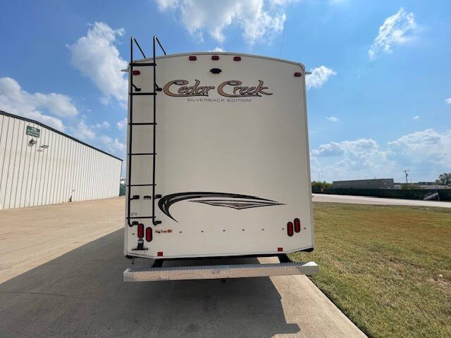 2016 Forest River Cedar Creek Silverback