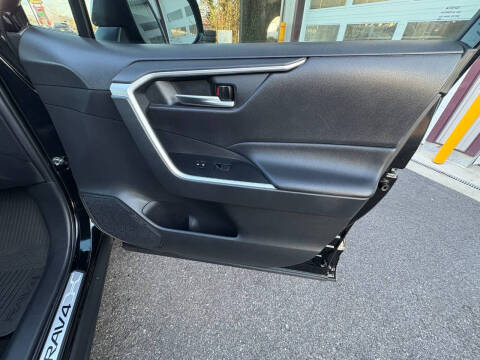 2021 Toyota RAV4 Hybrid XLE Premium