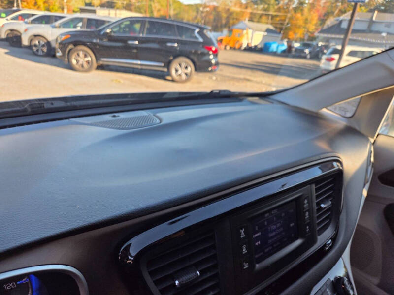 2017 Chrysler Pacifica Touring-L