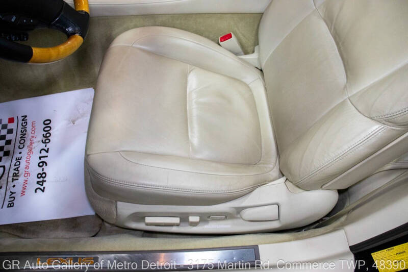 2004 Lexus SC 430