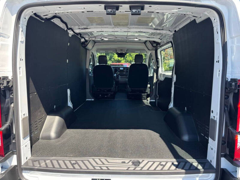 2025 Ford Transit