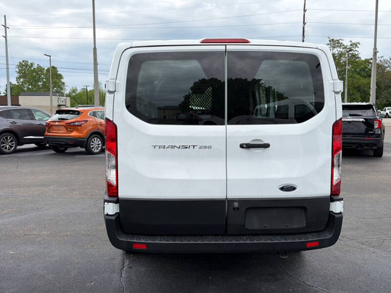 2023 Ford Transit
