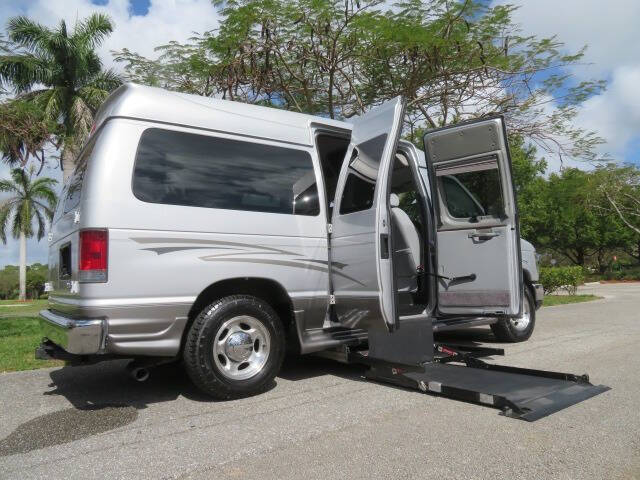 2013 Ford E-Series E-150