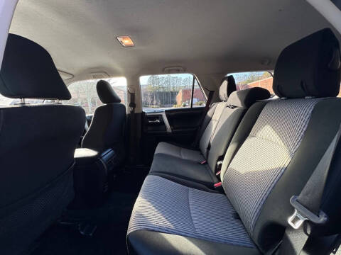 2018 Toyota 4Runner SR5