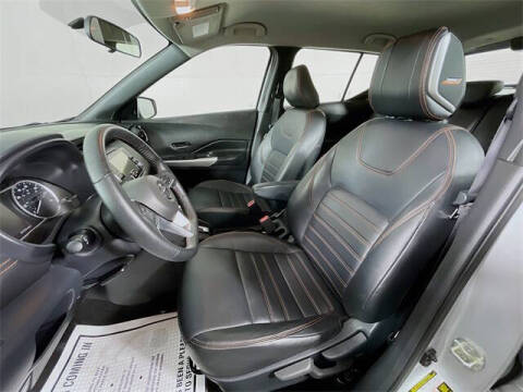 2019 Nissan Kicks SR