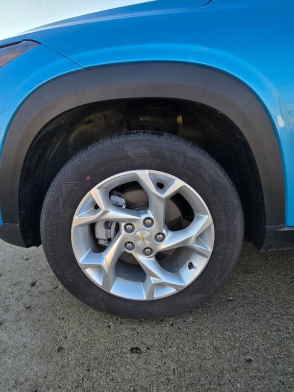 2025 Chevrolet Trax LS