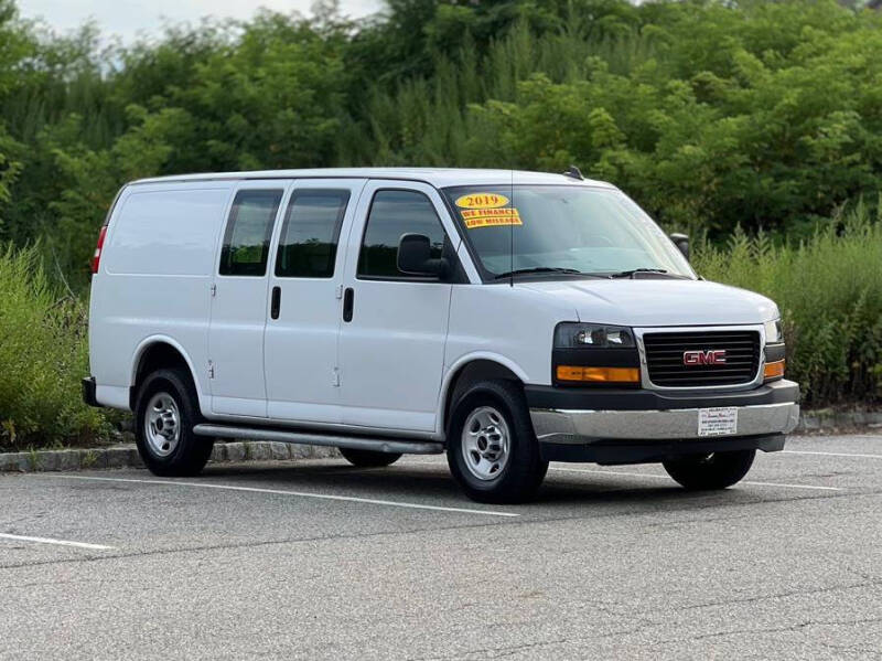 2019 GMC Savana 2500