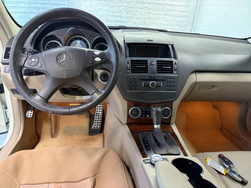 2011 Mercedes-Benz C-Class C 300 Sport