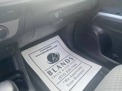 2022 Toyota Tacoma SR5 V6