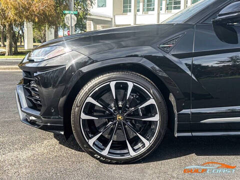 2022 Lamborghini Urus