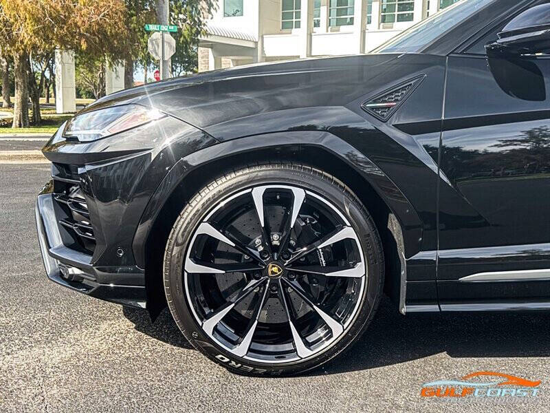 2022 Lamborghini Urus