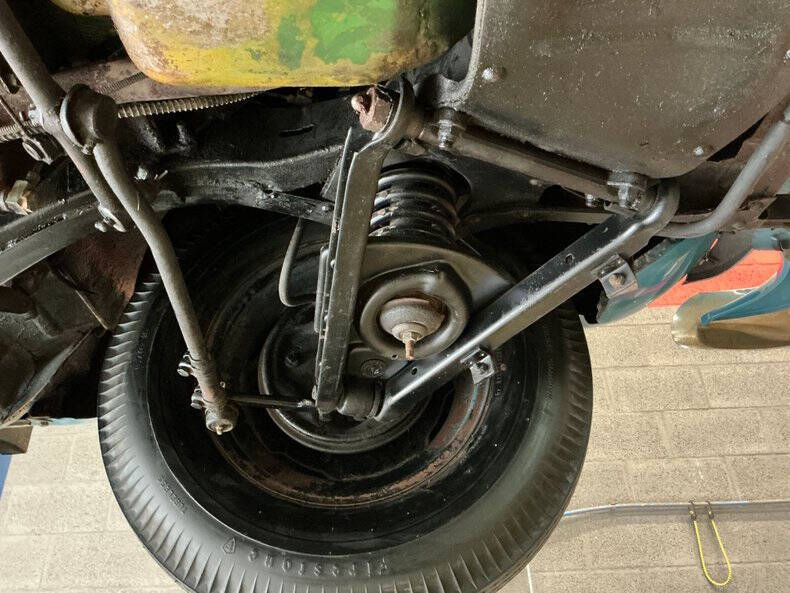 1951 Kaiser Henry-J Coupe