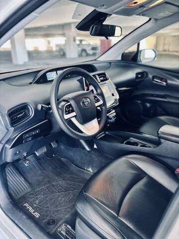 2018 Toyota Prius Two