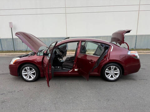 2010 Nissan Altima 3.5 SR