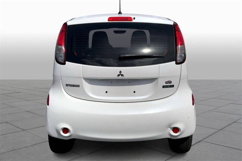 2014 Mitsubishi i-MiEV ES