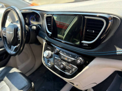2021 Chrysler Pacifica Touring L