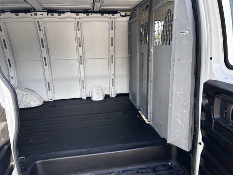 2020 Chevrolet Express 2500