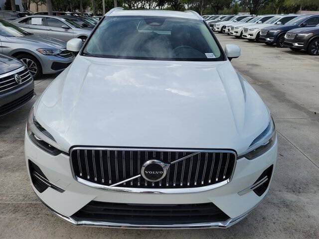 2023 Volvo XC60 B5 Plus Bright Theme
