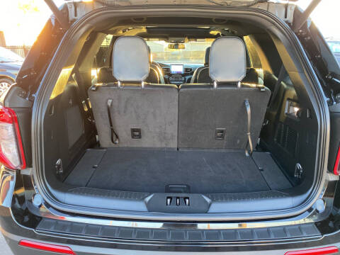 2023 Ford Explorer ST-Line