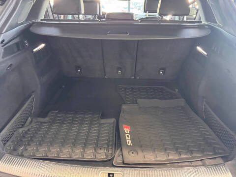 2018 Audi SQ5 3.0T quattro Prestige