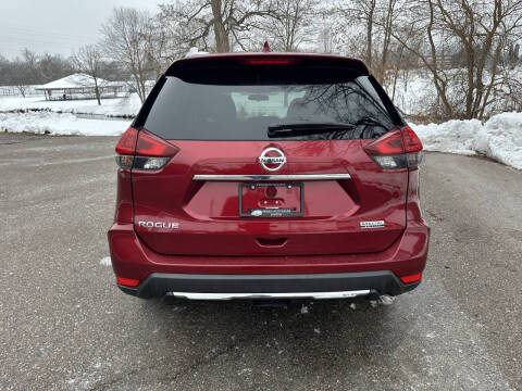 2020 Nissan Rogue SV