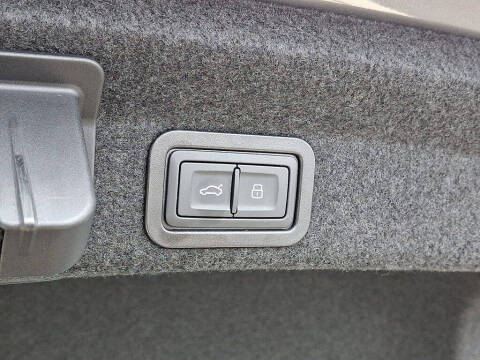 2023 Audi A6 quattro Prestige 55 TFSI