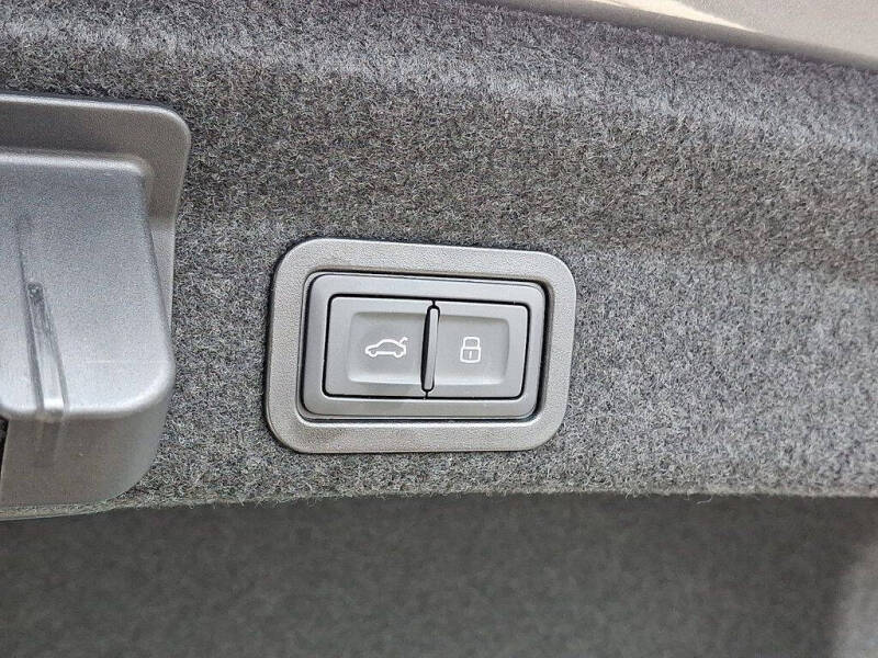 2023 Audi A6 quattro Prestige 55 TFSI