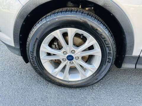 2018 Ford Escape SEL