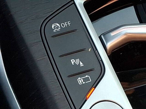 2023 BMW 3 Series 330e