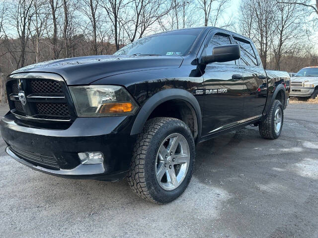 2012 RAM 1500 Express's photo