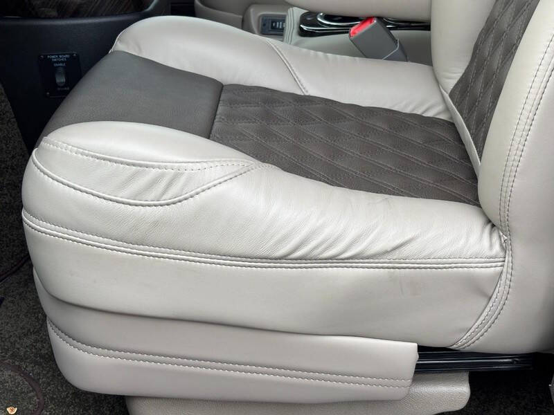 2025 GMC Savana 2500