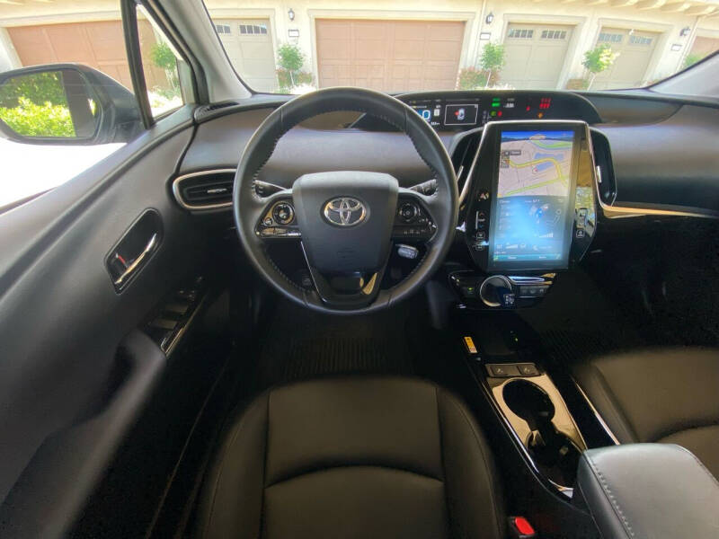 2022 Toyota Prius Prime XLE photo 11