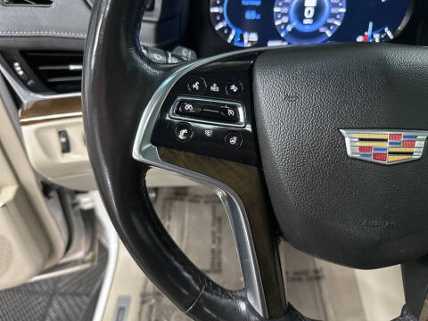 2018 Cadillac Escalade Luxury