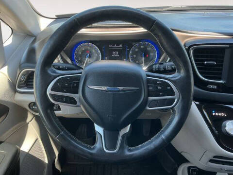 2020 Chrysler Voyager LX