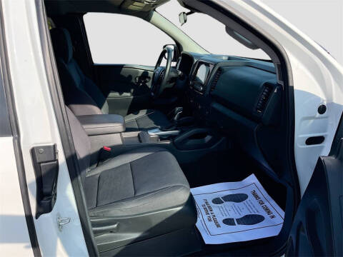 2024 Nissan Frontier S