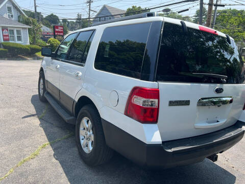 2014 Ford Expedition for sale at Charlie's Auto Sales in Quincy MA