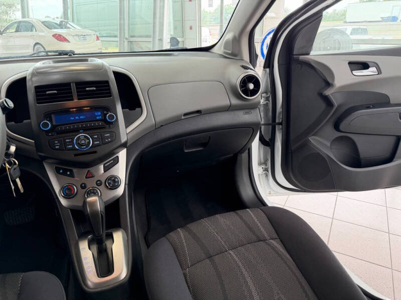 2014 Chevrolet Sonic LT Auto