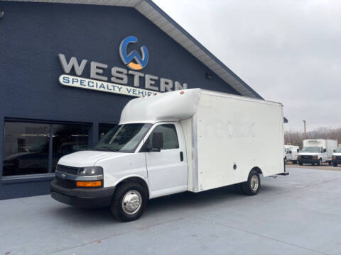 2020 Chevrolet Express FedEx Box Van