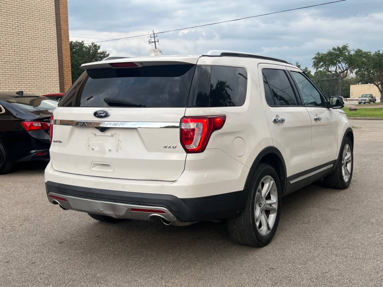 2017 Ford Explorer for sale at Auto Imports in Houston, TX