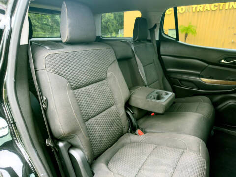 2017 GMC Acadia SLE-1