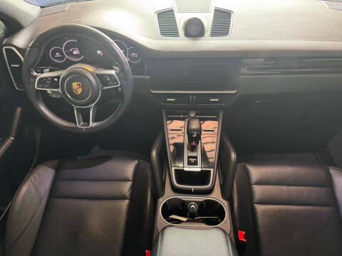 2023 Porsche Cayenne