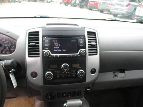 2016 Nissan Frontier SV