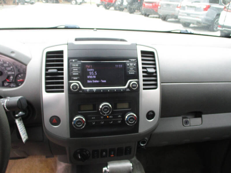 2016 Nissan Frontier SV